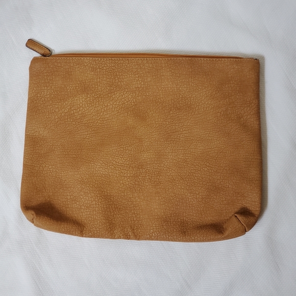 Free People Vegan Leather Tablet Ipad Case Pouch - Picture 1 of 10
